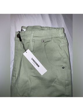 Vigoss‎ NWT Size 12 (31) light green AXL Balloon jeans - Ace High Rise Straight